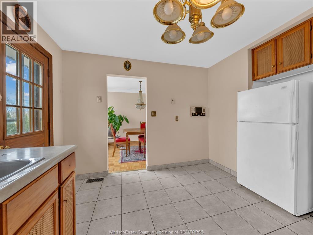 1720 Partington, Windsor, Ontario  N8W 3R8 - Photo 13 - 26005464