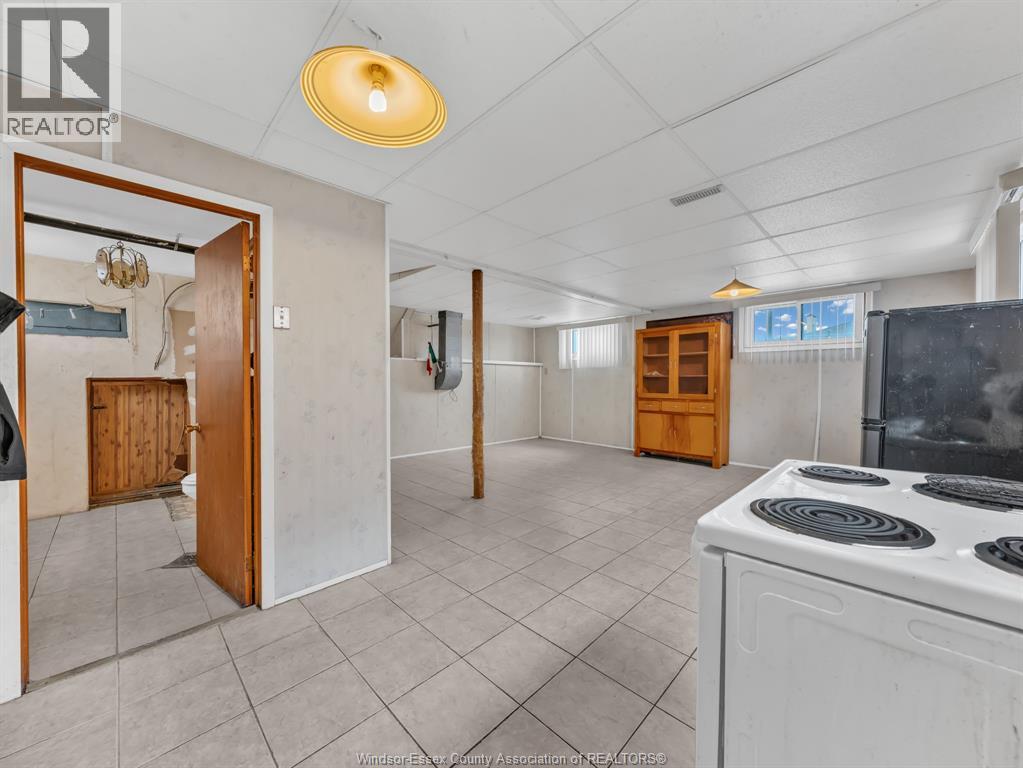 1720 Partington, Windsor, Ontario  N8W 3R8 - Photo 26 - 26005464