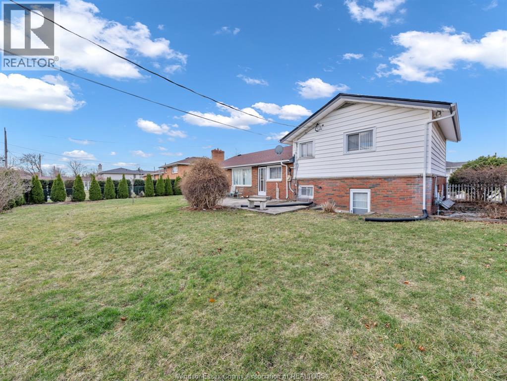 1720 Partington, Windsor, Ontario  N8W 3R8 - Photo 33 - 26005464