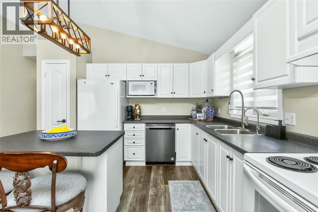 181 Paddock Green Circle, St Clair, Ontario  N0N 1G0 - Photo 18 - 26004911