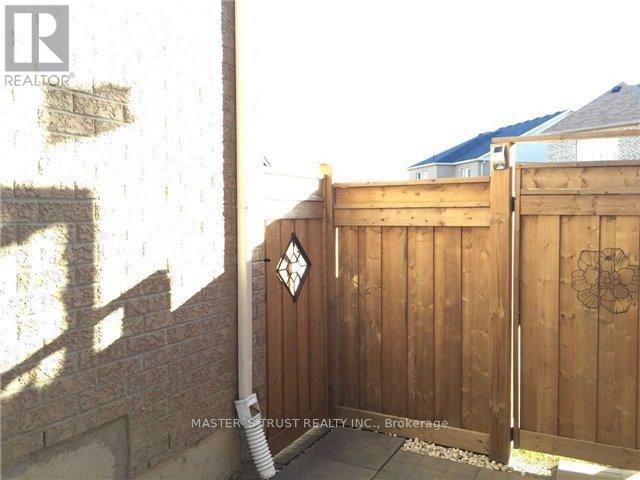 (Bsmt) - 20 Lady Gwillim Avenue, East Gwillimbury, Ontario  L9N 0A5 - Photo 4 - N12890080