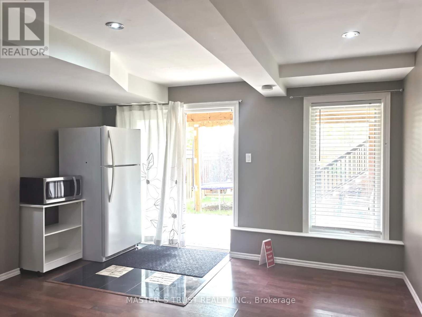 (Bsmt) - 20 Lady Gwillim Avenue, East Gwillimbury, Ontario  L9N 0A5 - Photo 7 - N12890080