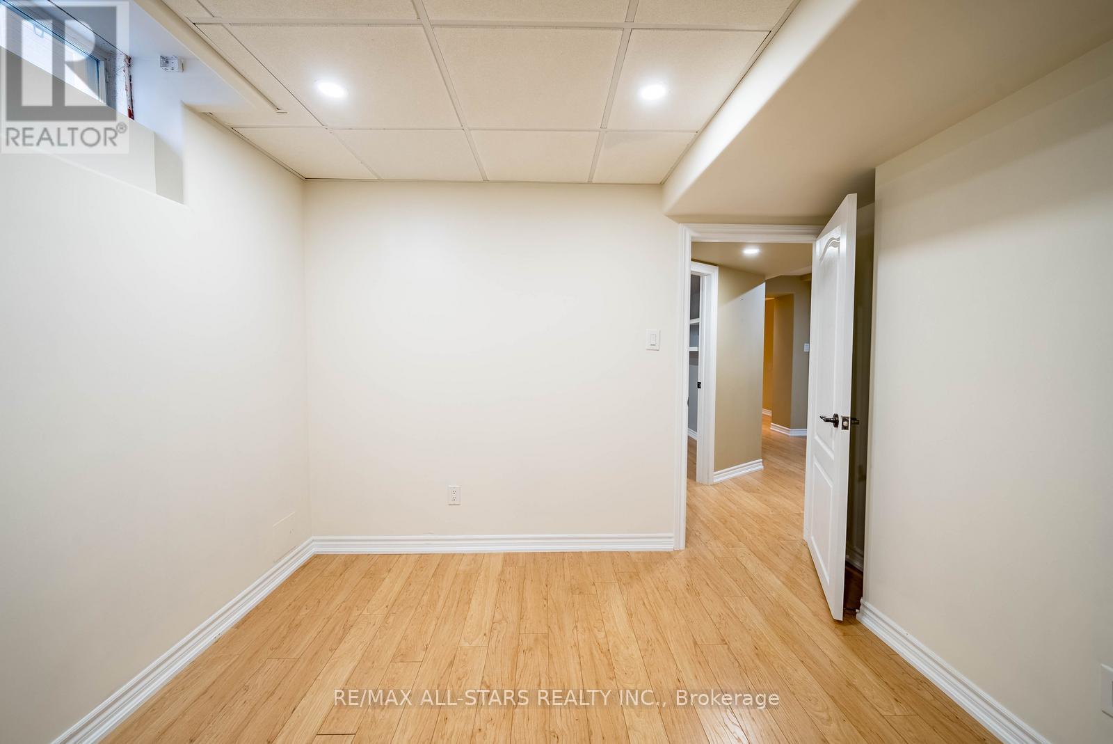 11 Horsedreamer Lane, Whitchurch-Stouffville (Stouffville), Ontario  L4A 0G6 - Photo 38 - N12890094