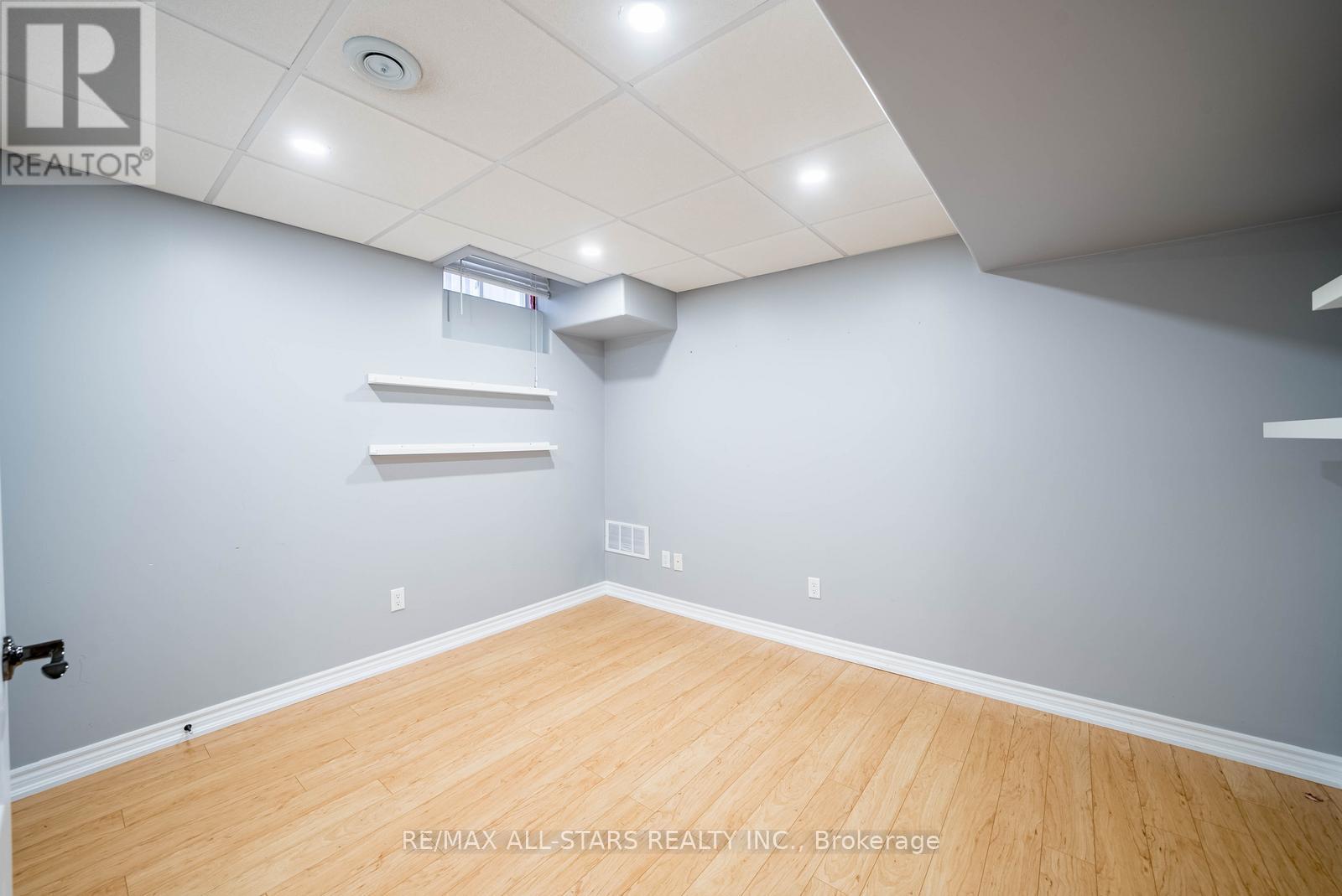 11 Horsedreamer Lane, Whitchurch-Stouffville (Stouffville), Ontario  L4A 0G6 - Photo 39 - N12890094