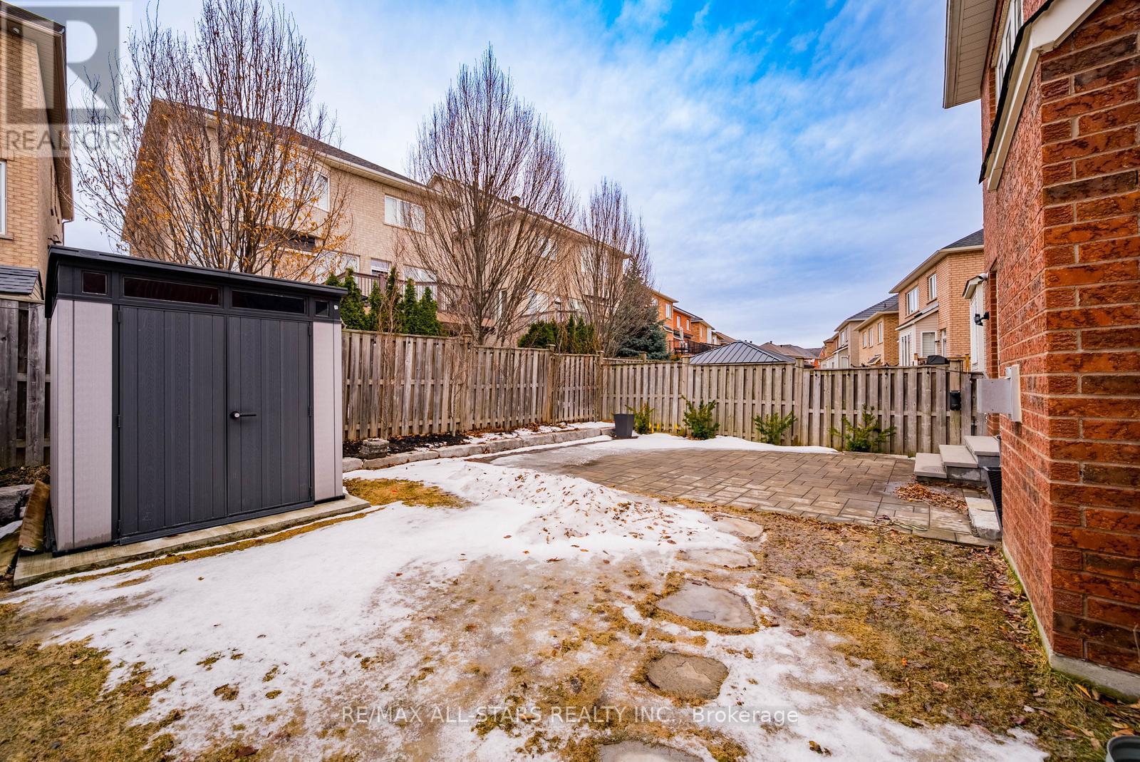 11 Horsedreamer Lane, Whitchurch-Stouffville (Stouffville), Ontario  L4A 0G6 - Photo 47 - N12890094