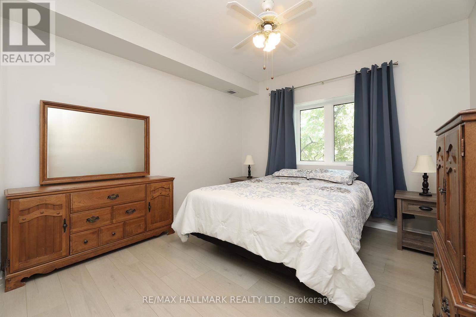 305 - 21 George Street, Aurora (Aurora Village), Ontario  L4G 2S1 - Photo 16 - N12890100