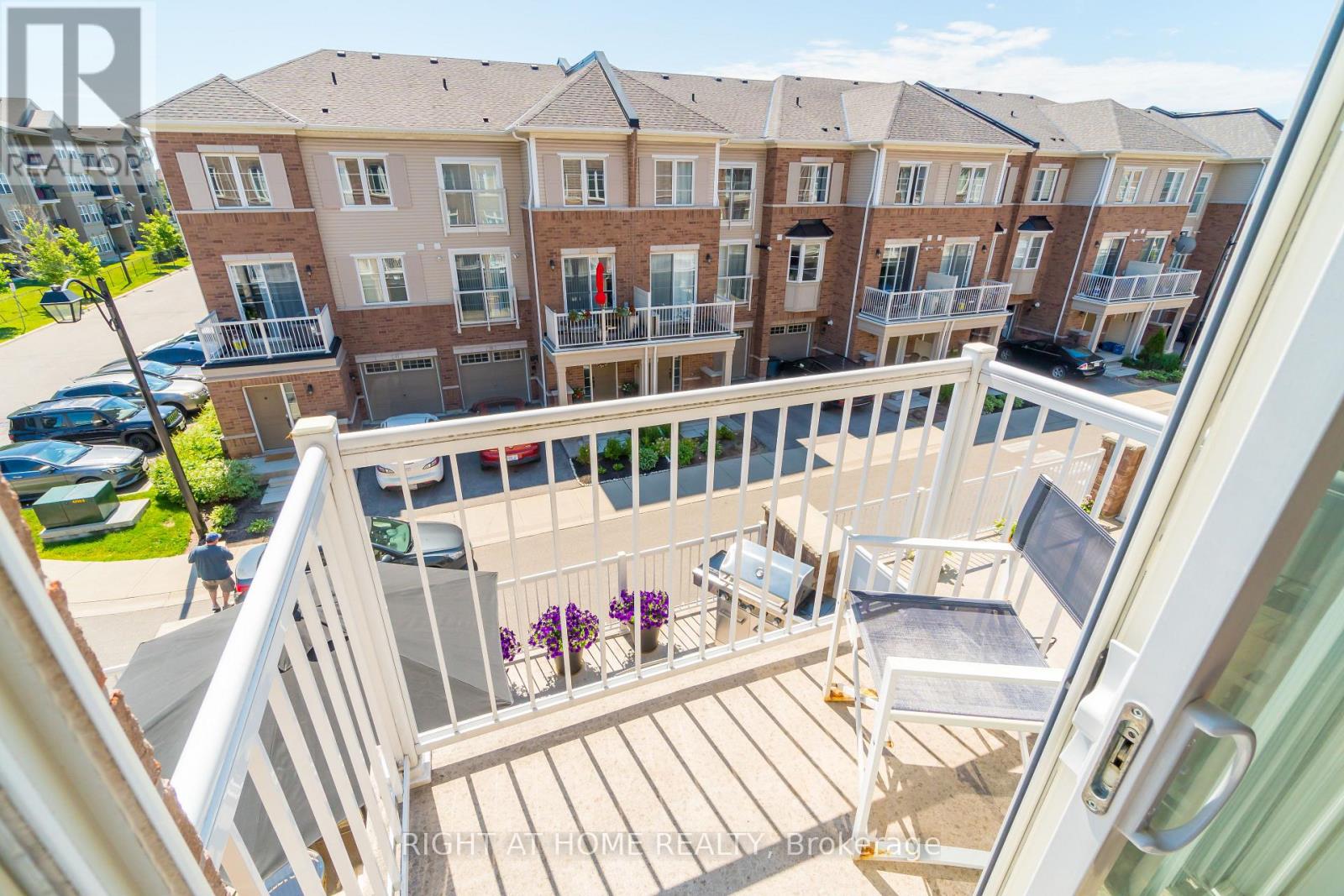 1268 Main Street E, Milton (De Dempsey), Ontario  L9T 8M7 - Photo 27 - W12890064