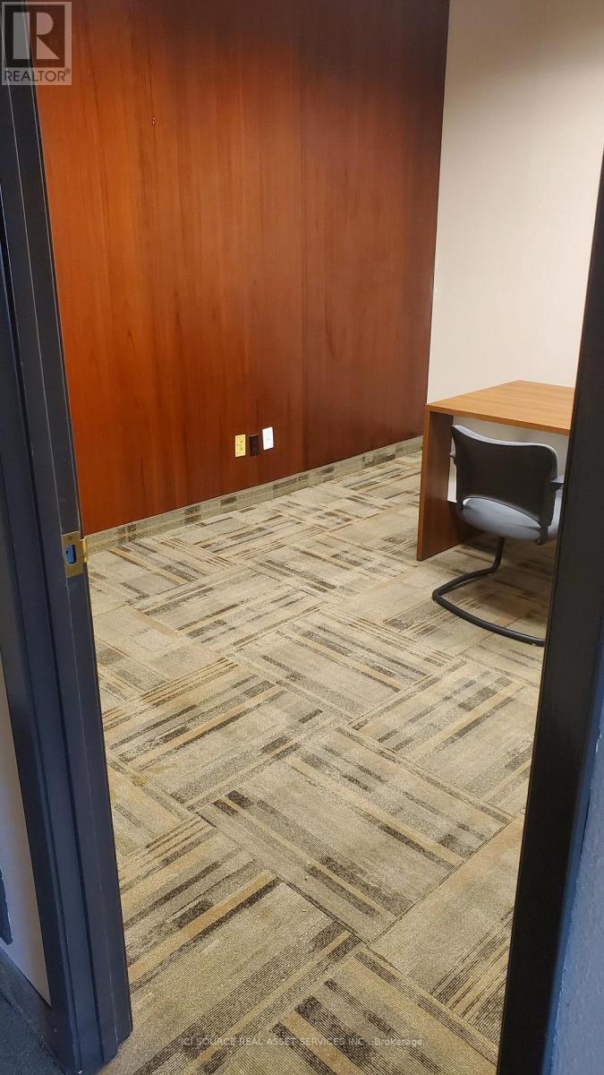 16 - 5160 Explorer Drive, Mississauga (Airport Corporate), Ontario  L4W 4T7 - Photo 3 - W12890072