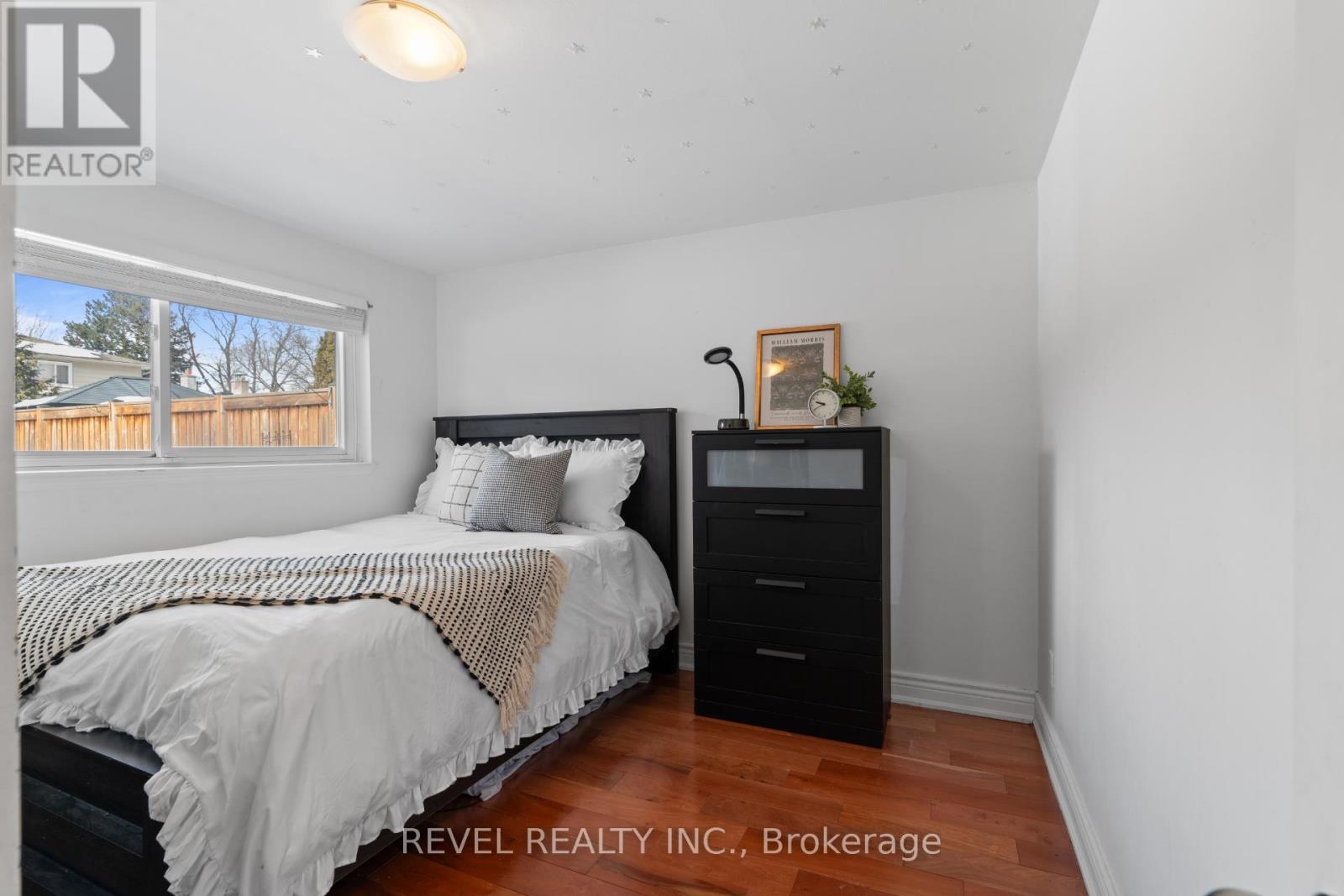 37 Ferndale Crescent, Brampton (Brampton East), Ontario  L6W 1G1 - Photo 15 - W12890088