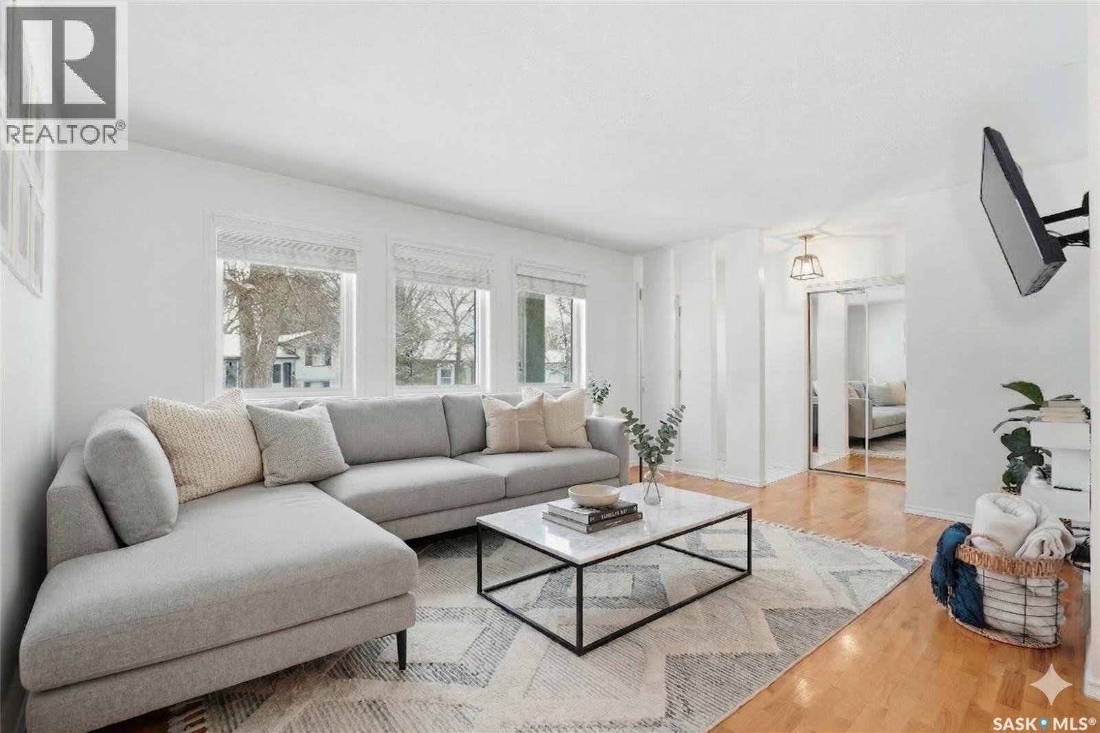 145 Stillwater Drive, Saskatoon, Saskatchewan  S7J 3N9 - Photo 3 - SK030502