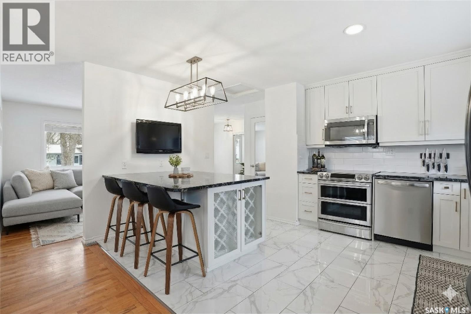 145 Stillwater Drive, Saskatoon, Saskatchewan  S7J 3N9 - Photo 8 - SK030502