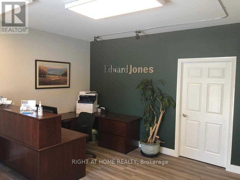 1 - 219 Dundas Street E, Hamilton (Waterdown), Ontario  L0R 2H4 - Photo 5 - X12890066