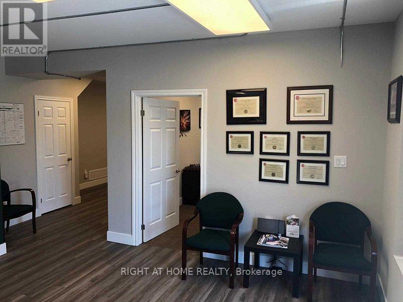 1 - 219 Dundas Street E, Hamilton (Waterdown), Ontario  L0R 2H4 - Photo 7 - X12890066