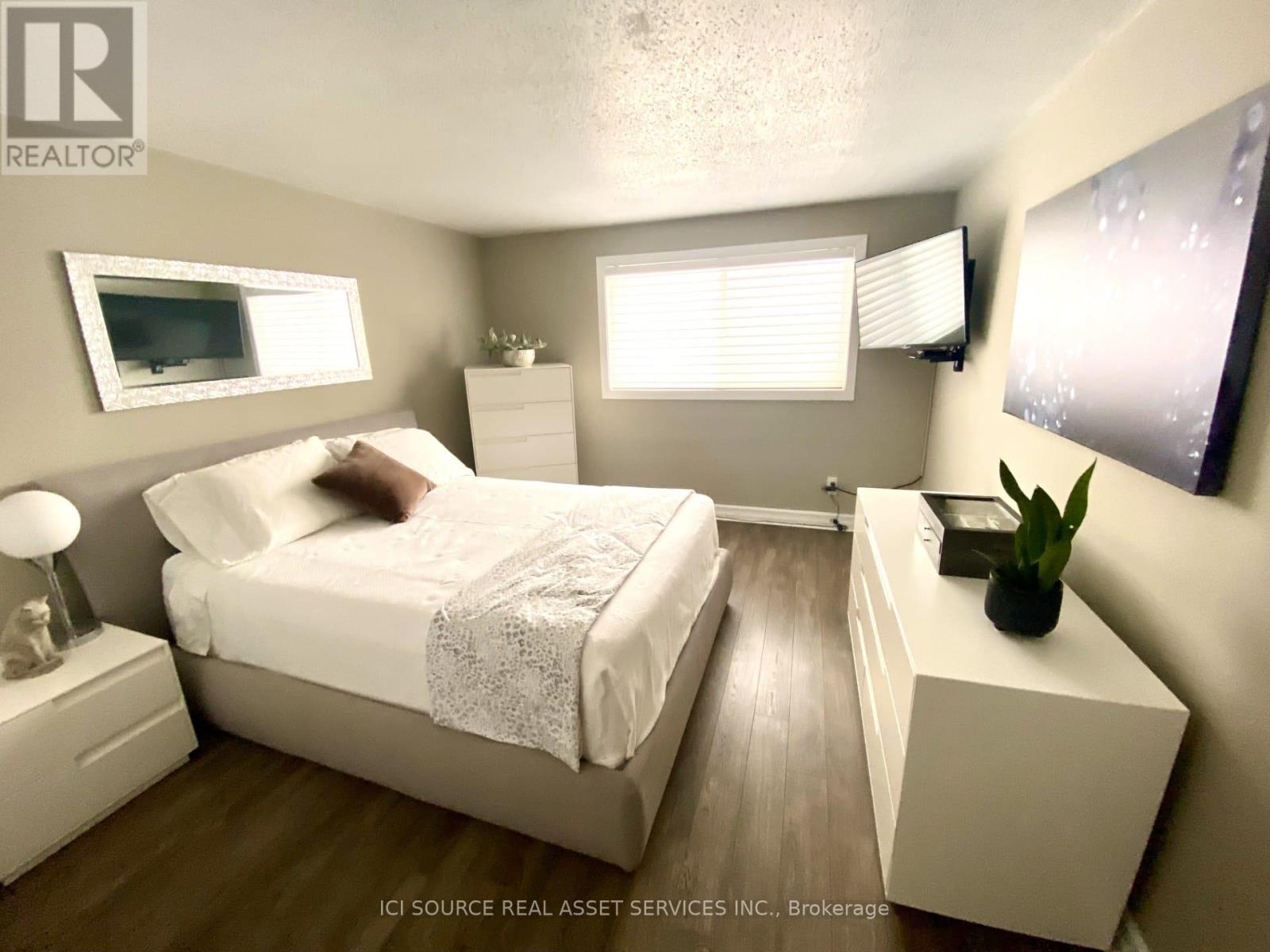 19d Forester Crescent, Ottawa, Ontario  K2H 8Y1 - Photo 10 - X12890084