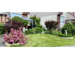 19D FORESTER CRESCENT, Ottawa, Ontario