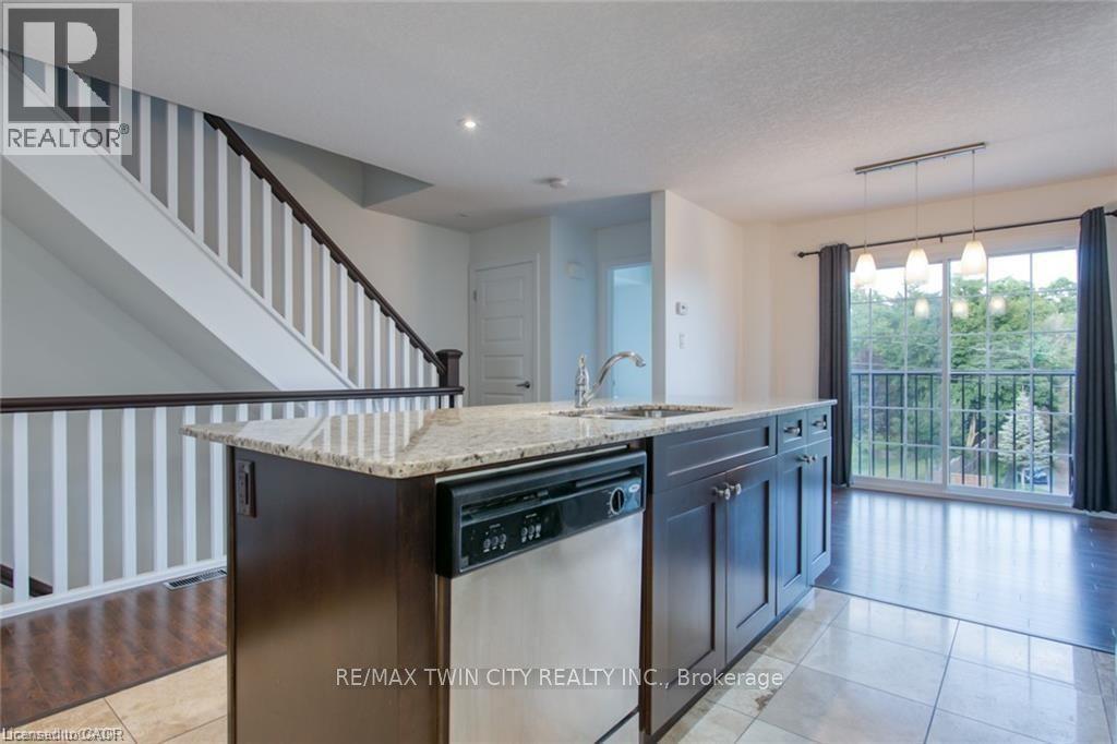 43 Woolwich Street, Kitchener, Ontario  N2K 1S2 - Photo 9 - 40812713