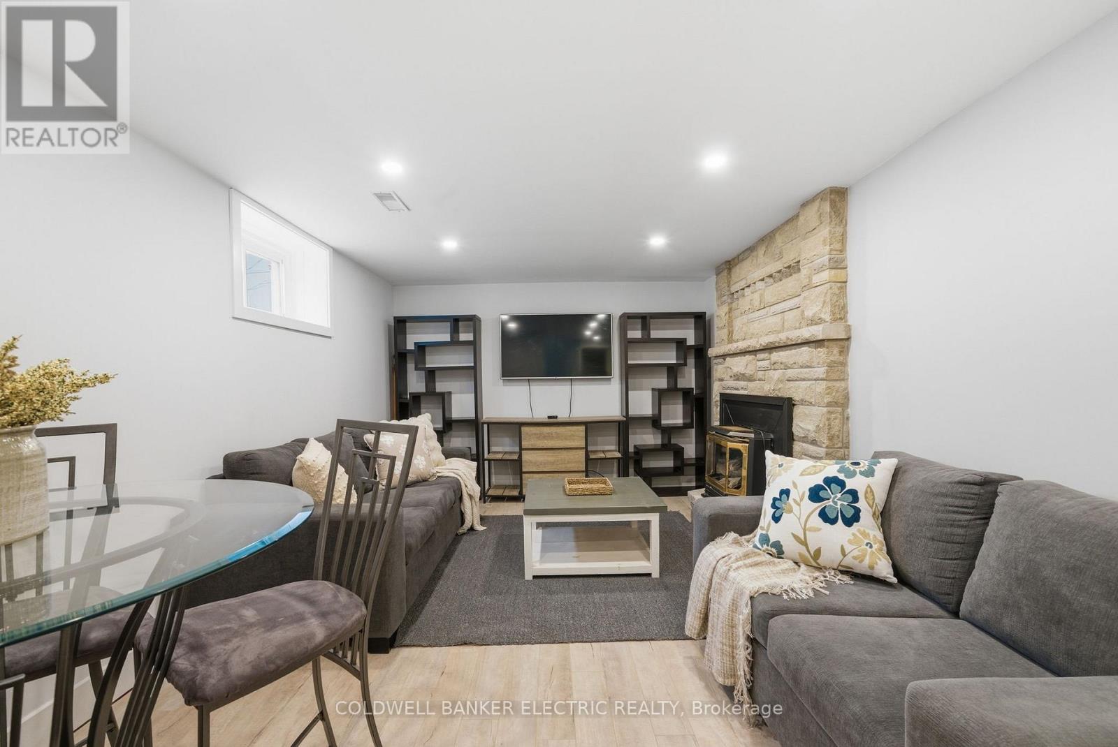 5 Church Street S, Brock, Ontario  L0C 1H0 - Photo 22 - N12890108