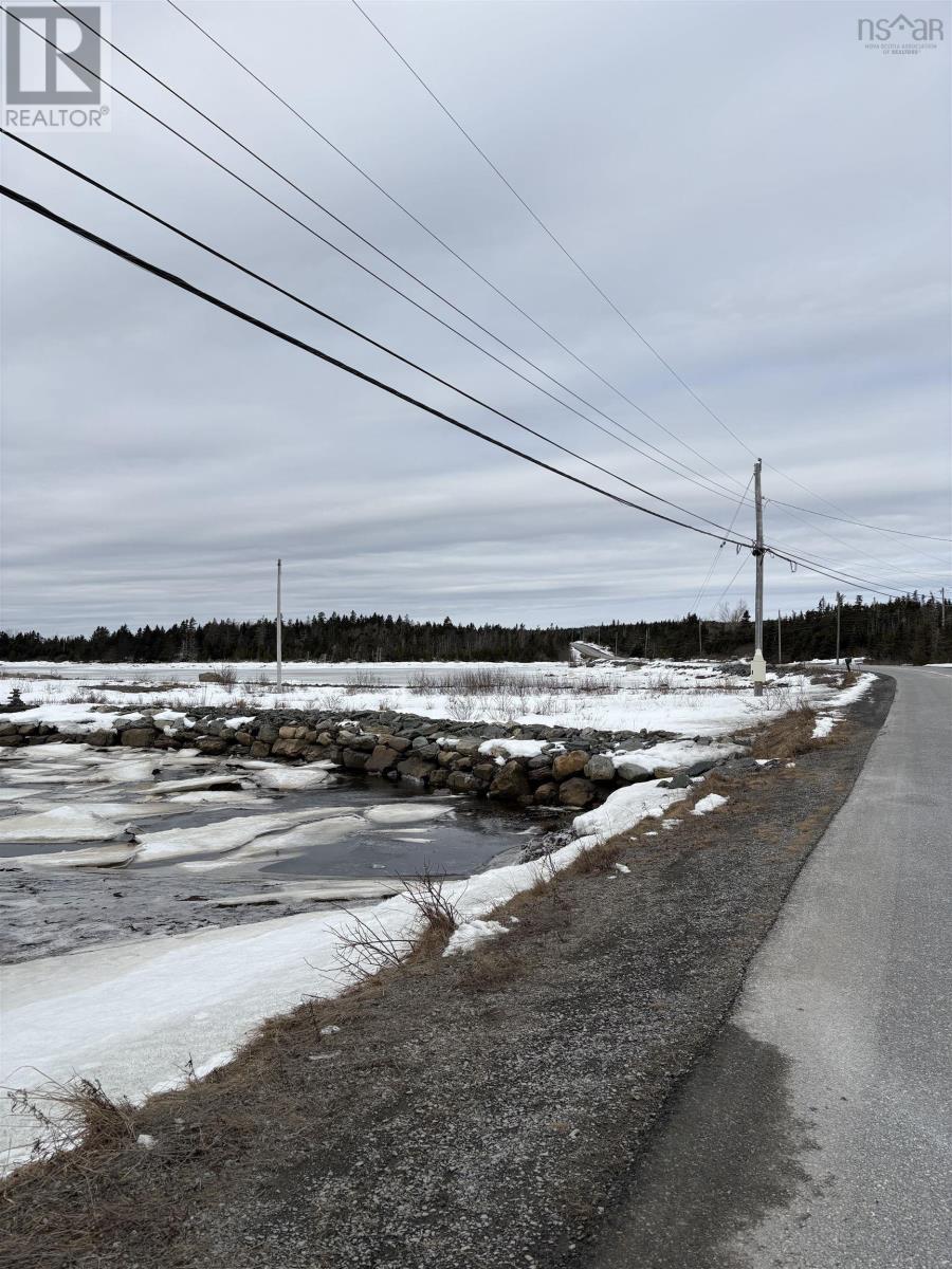 28 Cross Road, Ostrea Lake, Nova Scotia  B0J 2L0 - Photo 13 - 202604614