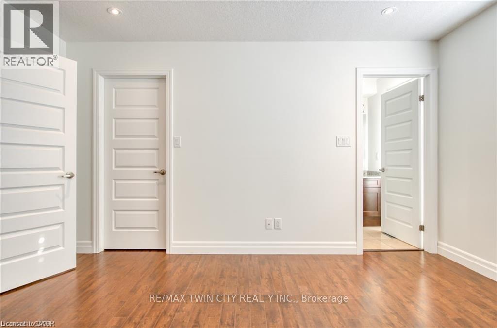 43 Woolwich Street, Kitchener, Ontario  N2K 1S2 - Photo 23 - 40812732