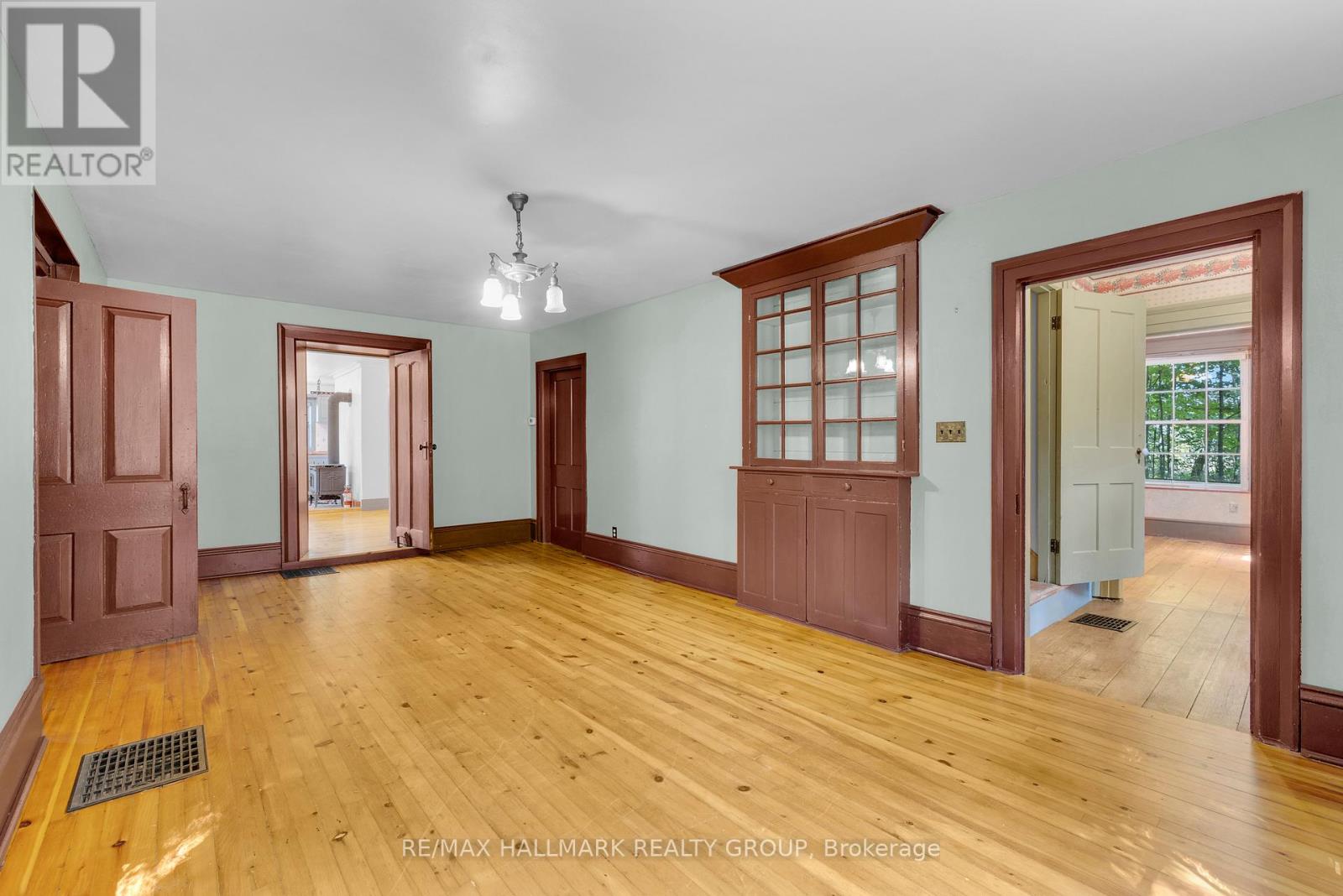 30 Ballycanoe Road, Front Of Yonge, Ontario  K0E 1R0 - Photo 12 - X12890116