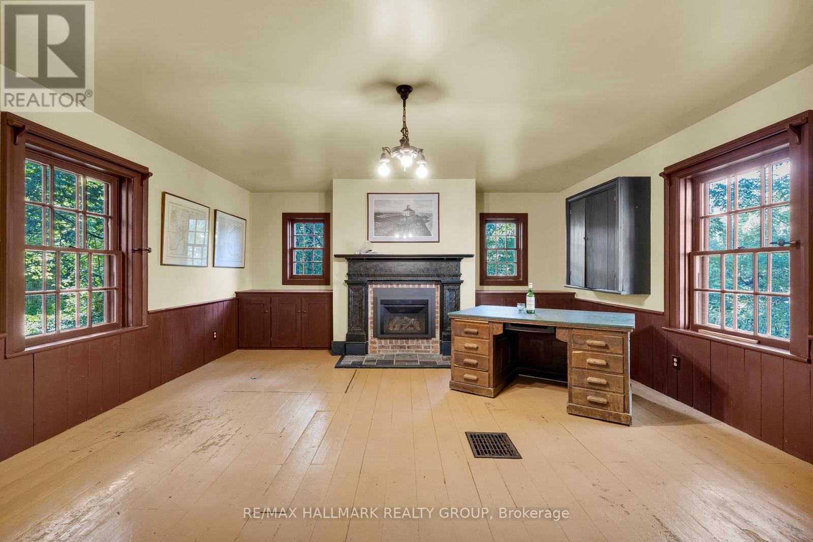 30 Ballycanoe Road, Front Of Yonge, Ontario  K0E 1R0 - Photo 13 - X12890116