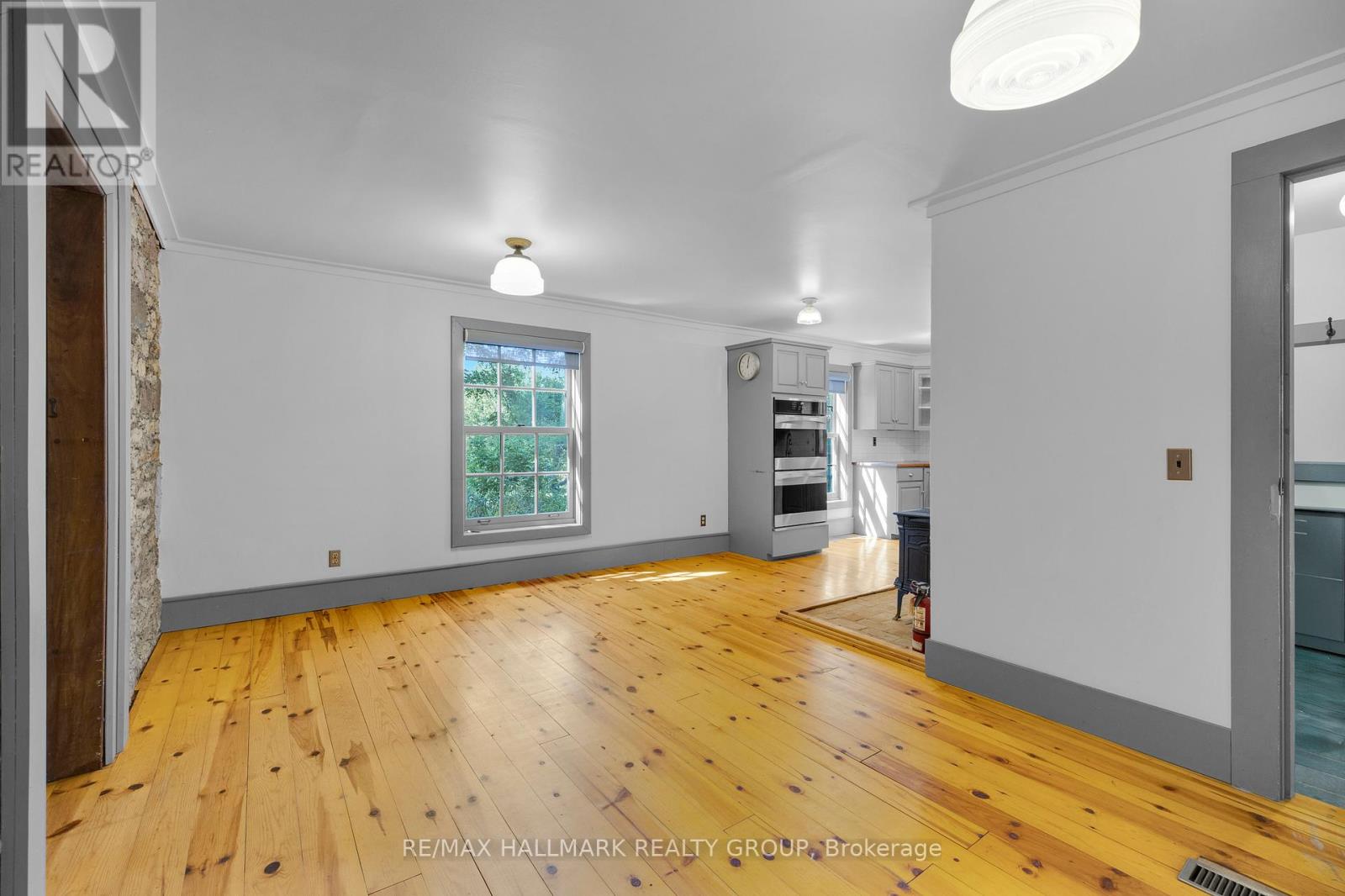 30 Ballycanoe Road, Front Of Yonge, Ontario  K0E 1R0 - Photo 16 - X12890116