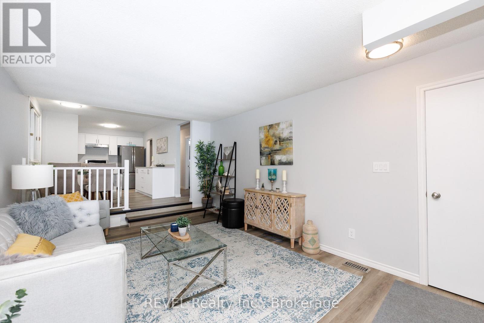 116 Hillview Road, St. Catharines (Western Hill), Ontario  L2S 3A5 - Photo 5 - X12890110