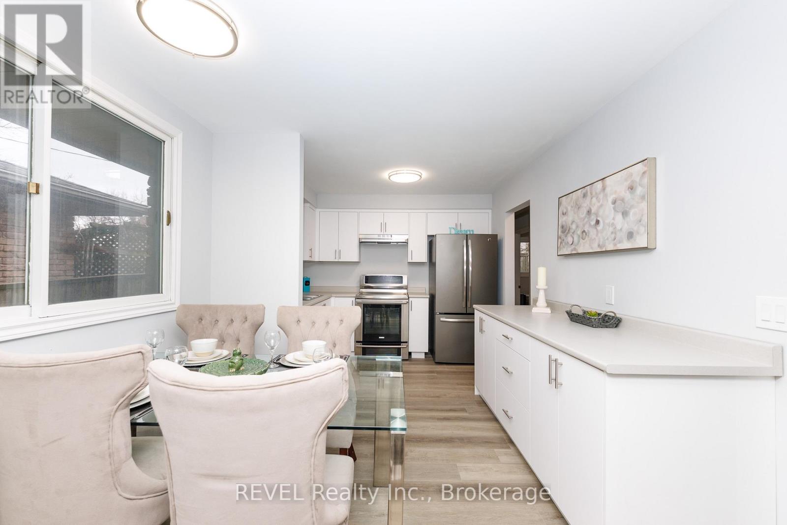 116 Hillview Road, St. Catharines (Western Hill), Ontario  L2S 3A5 - Photo 9 - X12890110