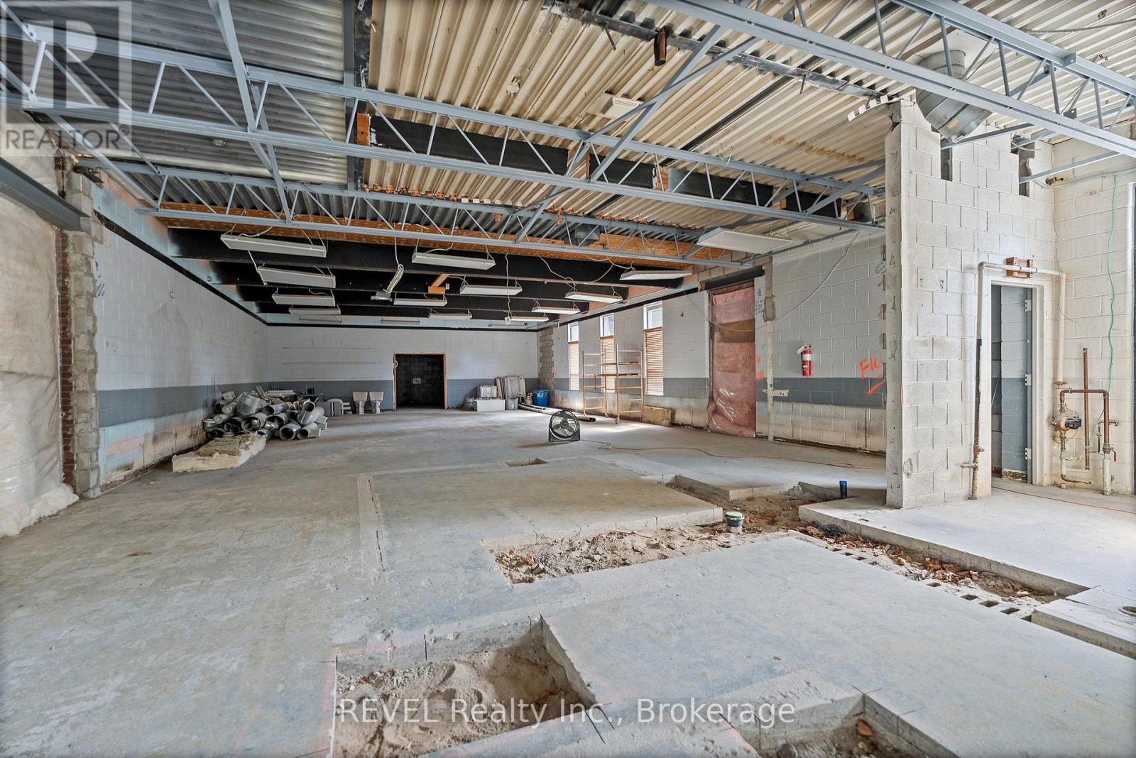 271 Ridgeway Road, Fort Erie, Ontario  L0S 1B0 - Photo 10 - X12890118