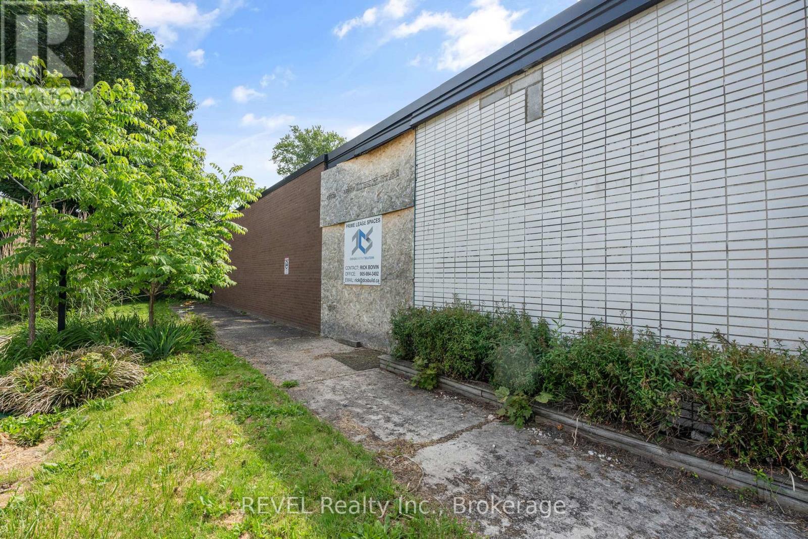 271 Ridgeway Road, Fort Erie, Ontario  L0S 1B0 - Photo 13 - X12890118