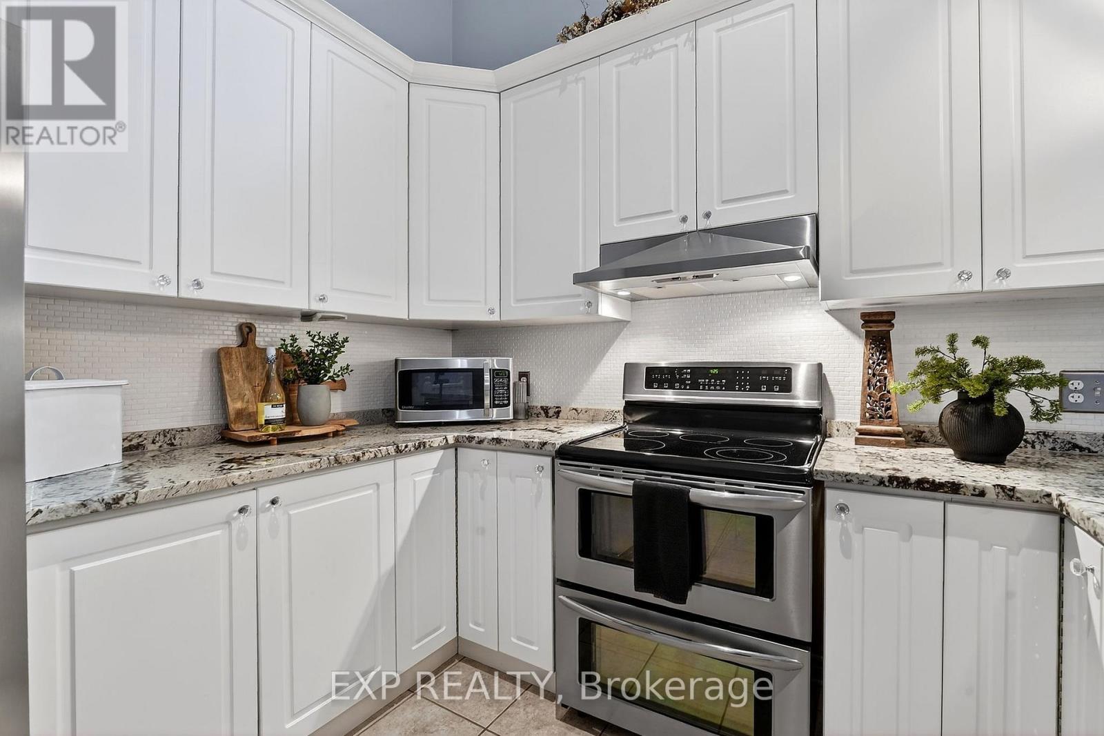 3669 Carver Street, Fort Erie, Ontario  L0S 1S0 - Photo 12 - X12890128