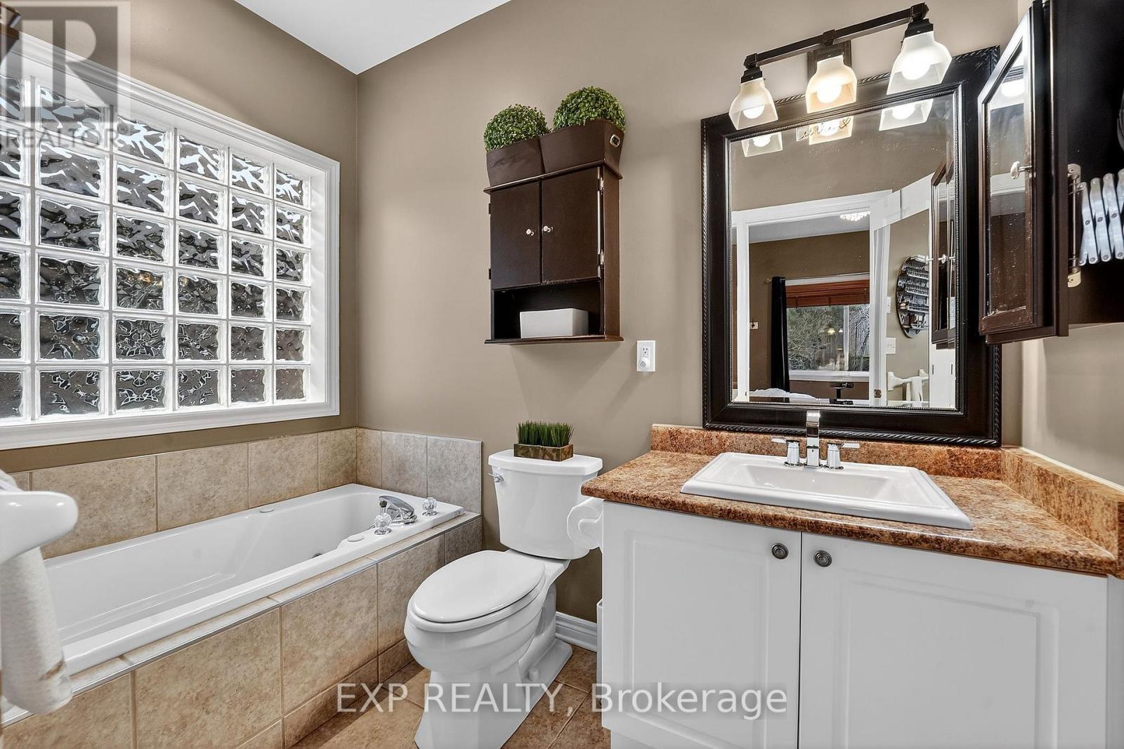 3669 Carver Street, Fort Erie, Ontario  L0S 1S0 - Photo 21 - X12890128