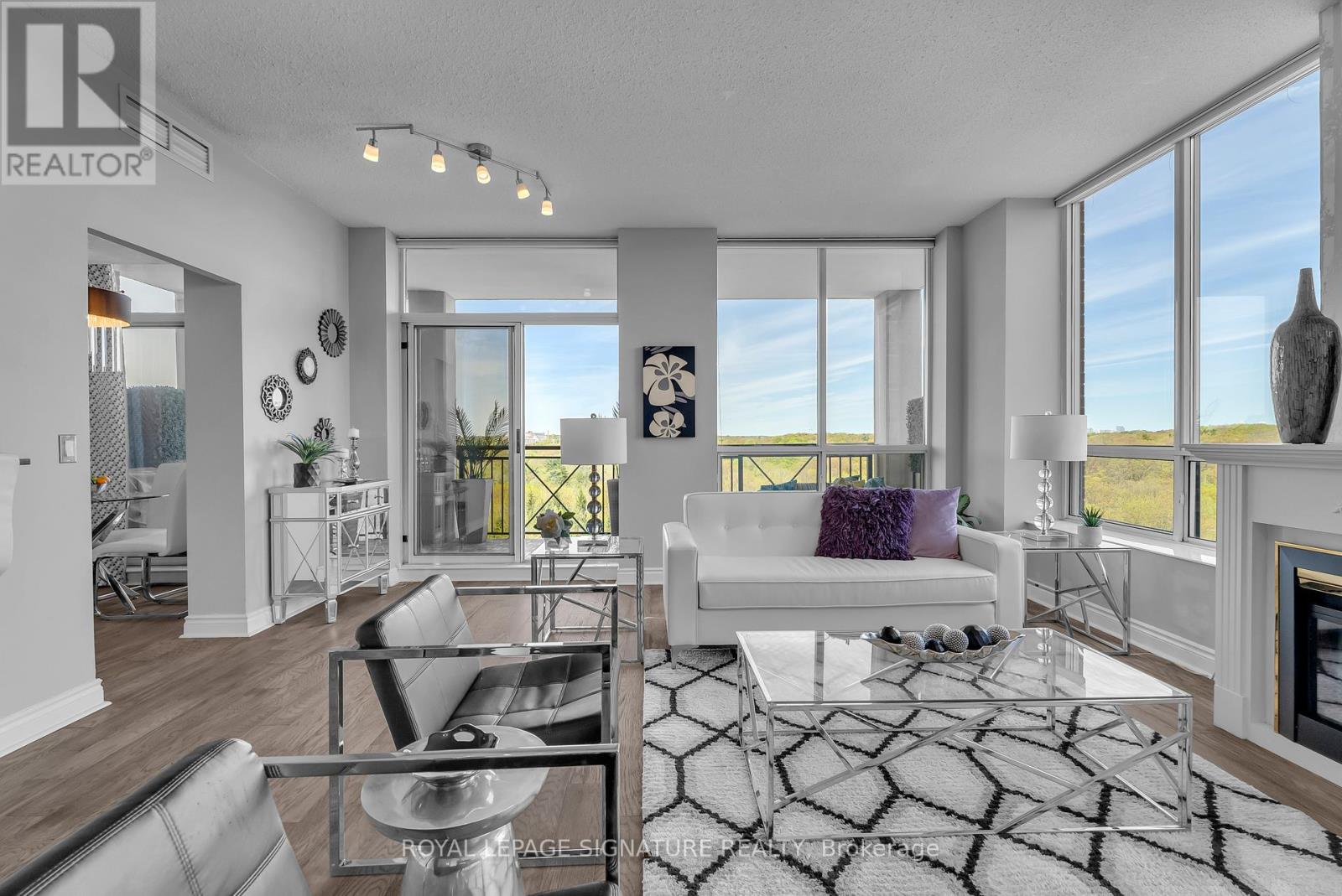 905 - 1101 Leslie Street, Toronto (Banbury-Don Mills), Ontario  M3C 4G3 - Photo 6 - C12890104