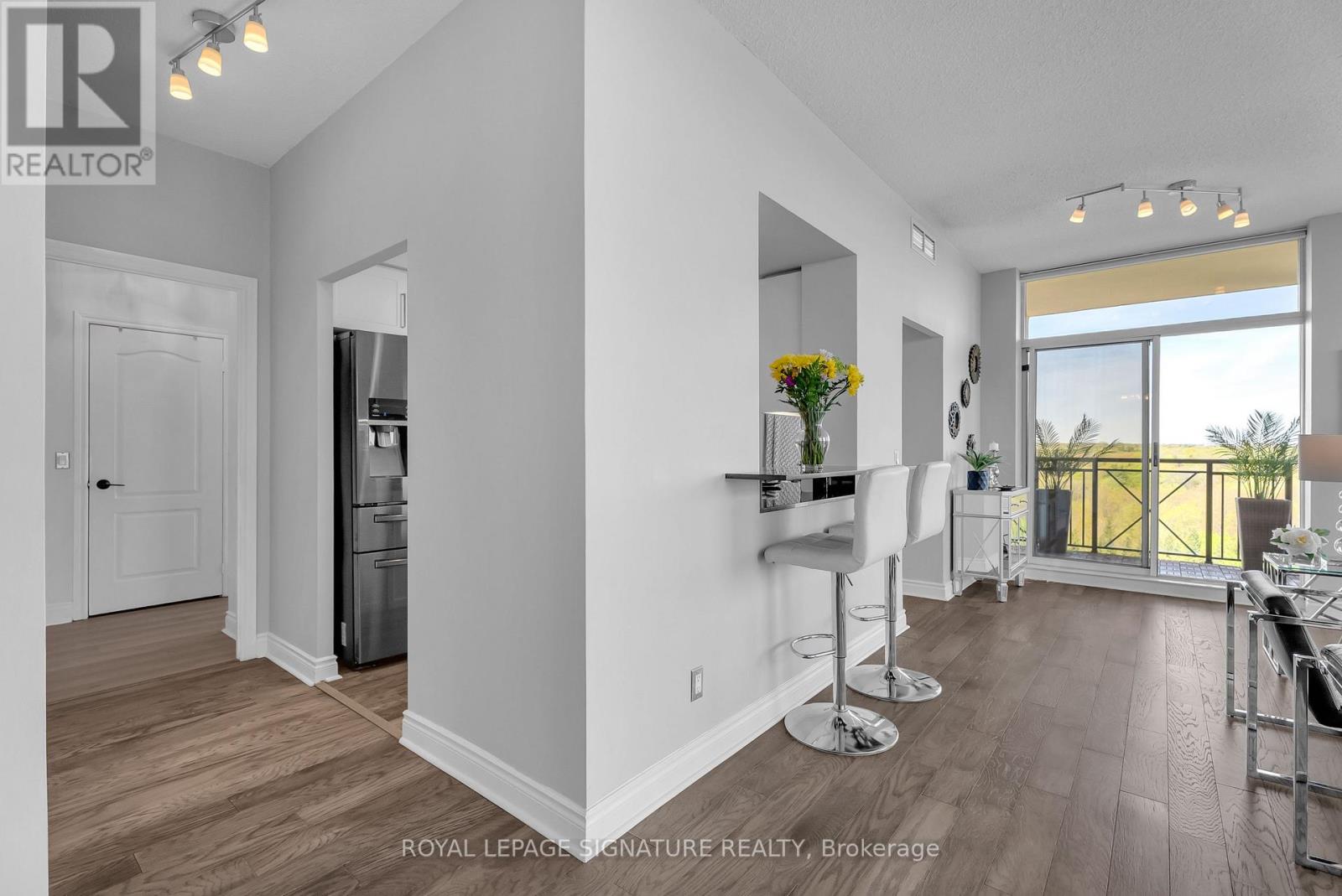 905 - 1101 Leslie Street, Toronto (Banbury-Don Mills), Ontario  M3C 4G3 - Photo 7 - C12890104