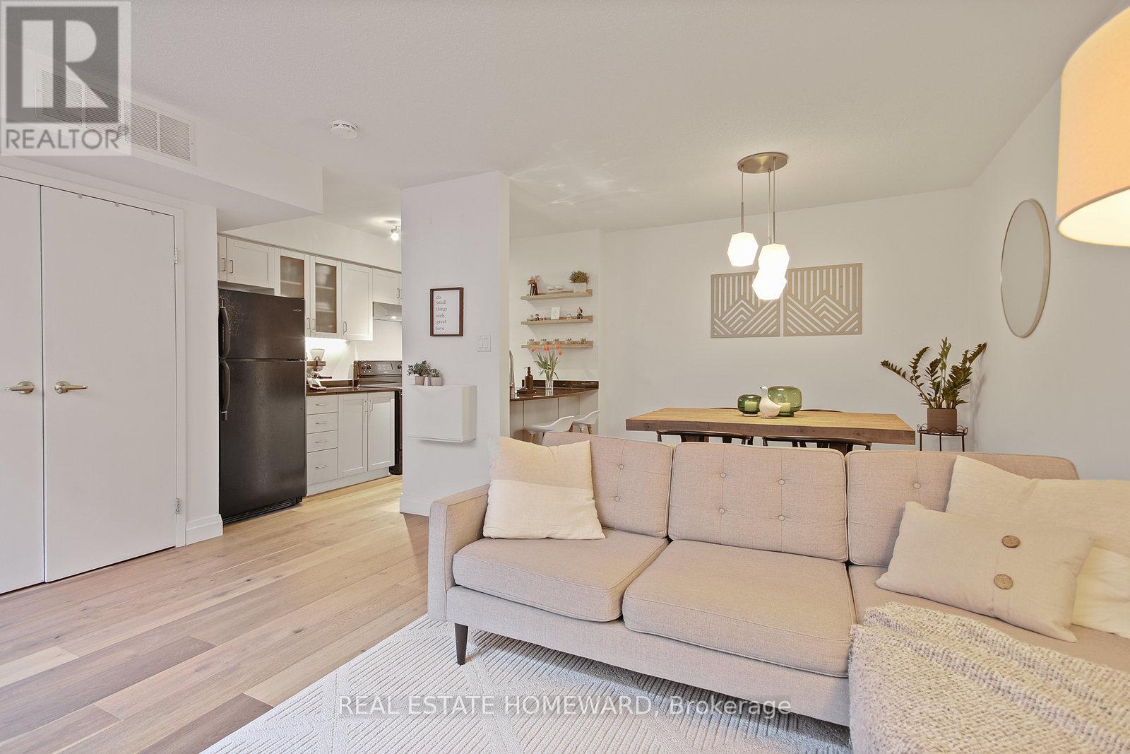 429 - 34 Western Battery Road, Toronto, Ontario  M6K 3N9 - Photo 2 - C12890114