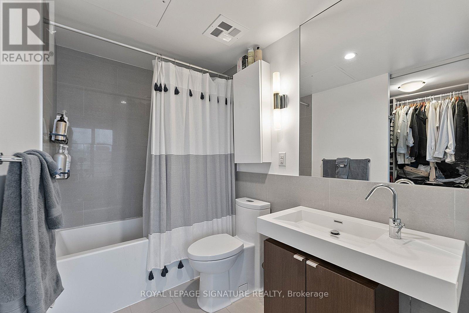 1103 - 70 Distillery Lane, Toronto (Waterfront Communities), Ontario  M5A 0E3 - Photo 25 - C12890126