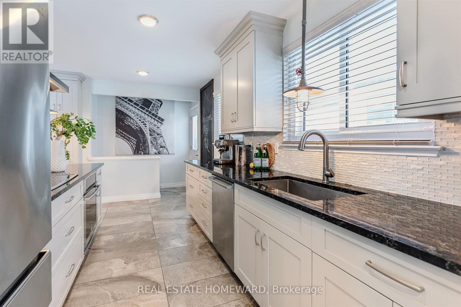 27 Bournville Drive, Toronto, Ontario  M1E 1C3 - Photo 13 - E12890124