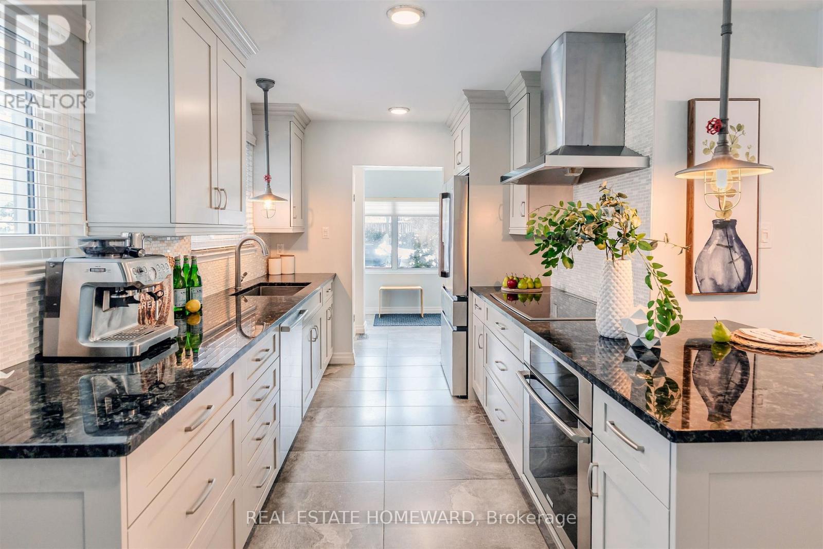 27 Bournville Drive, Toronto, Ontario  M1E 1C3 - Photo 15 - E12890124