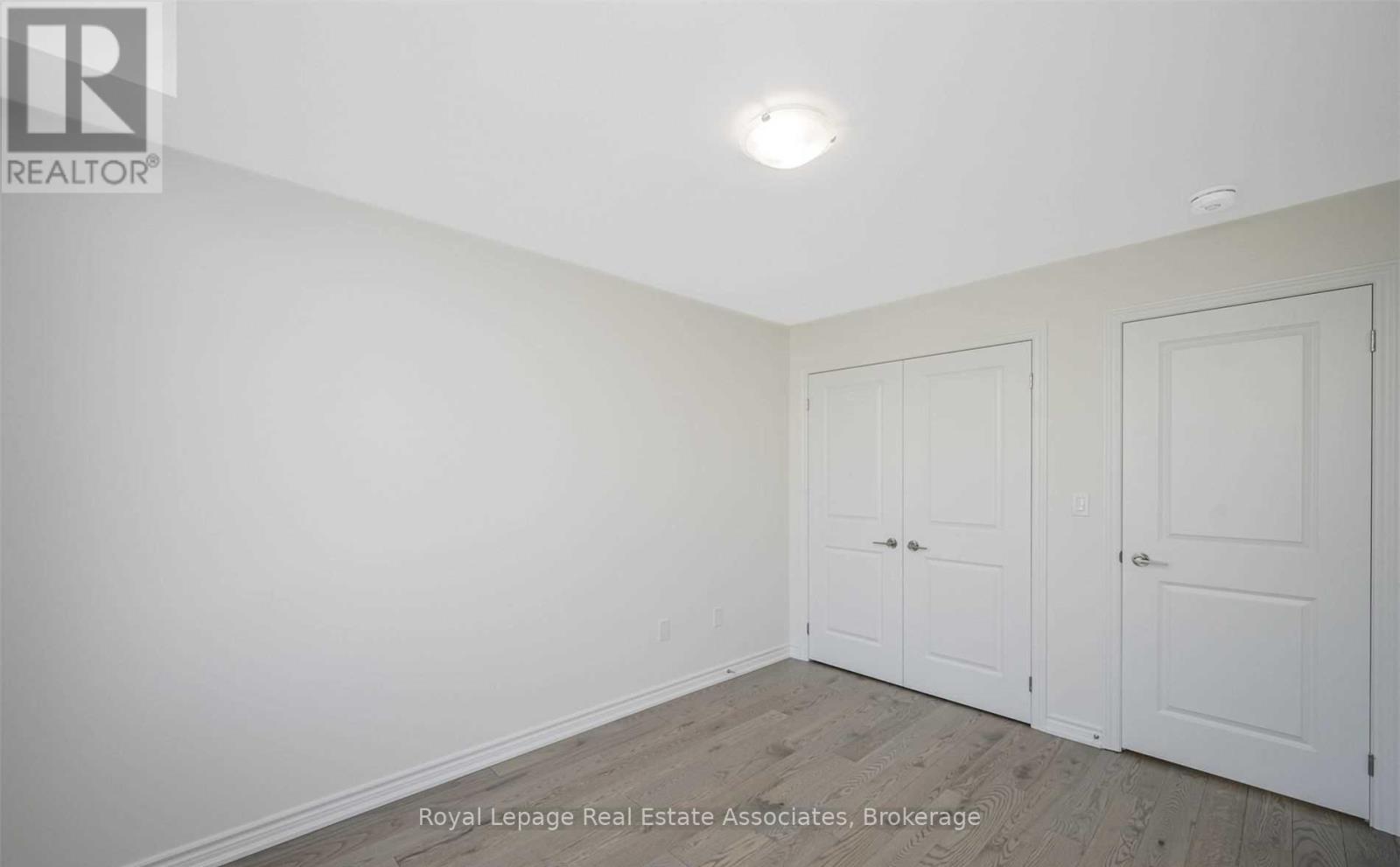 645 Boyd Lane, Milton, Ontario  L9E 1T7 - Photo 29 - W12890122