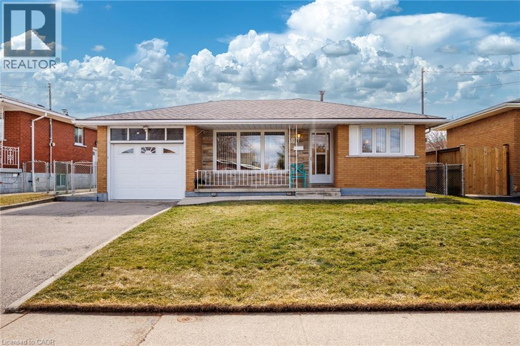 33 ORLANDA Road, Hamilton, Ontario