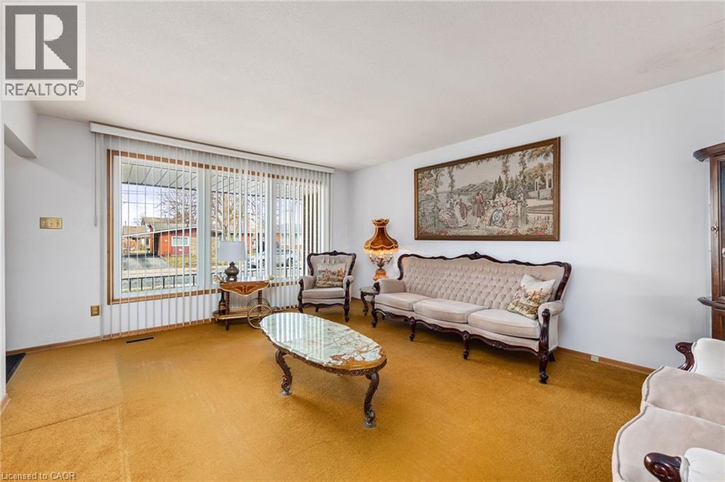 33 Orlanda Road, Hamilton, Ontario  L8G 2K3 - Photo 4 - 40812573