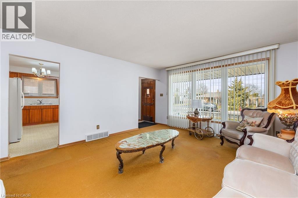 33 Orlanda Road, Hamilton, Ontario  L8G 2K3 - Photo 5 - 40812573