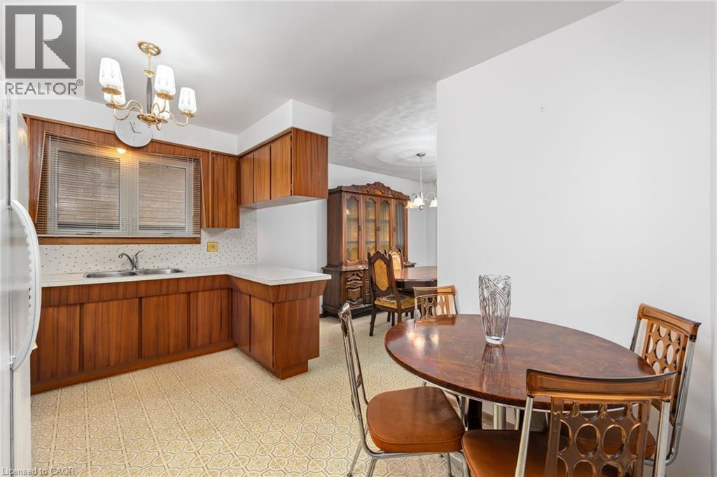 33 Orlanda Road, Hamilton, Ontario  L8G 2K3 - Photo 6 - 40812573