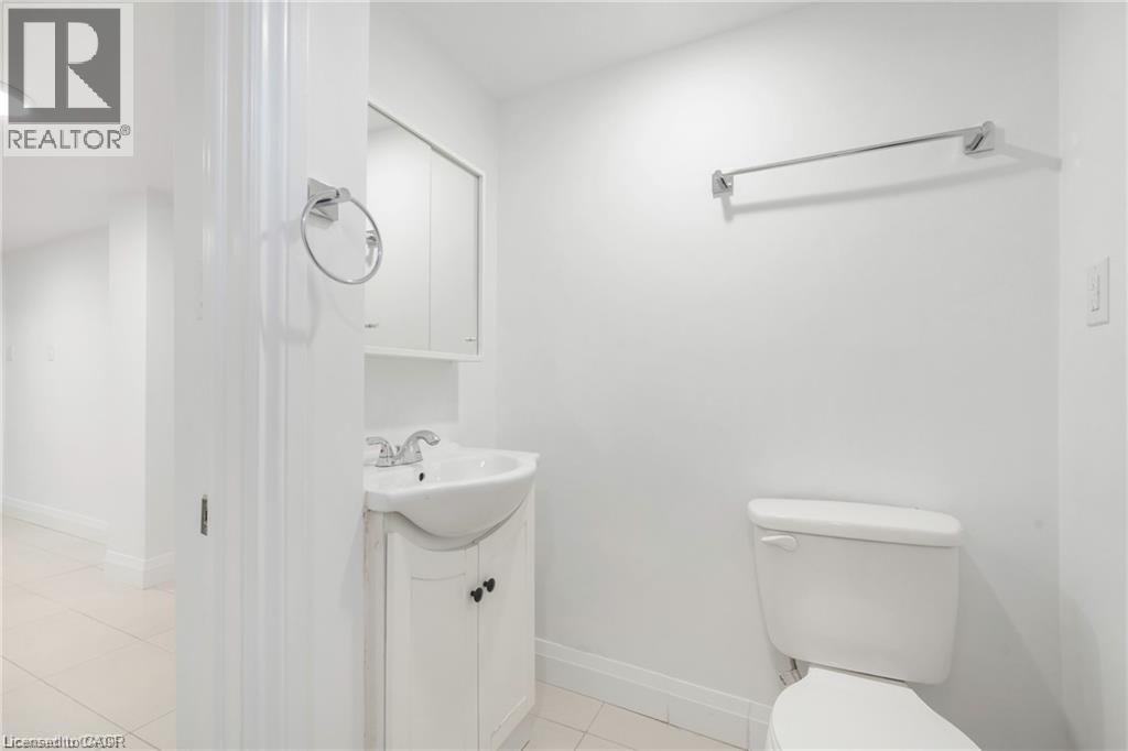 15 Arthur Street N Unit# Lower, Hamilton, Ontario  L8L 6C6 - Photo 8 - 40809922