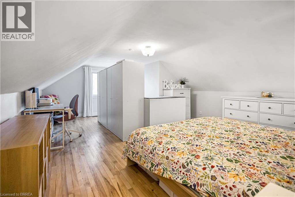 85 Burwell Street, Brantford, Ontario  N3T 4V1 - Photo 14 - 40808811