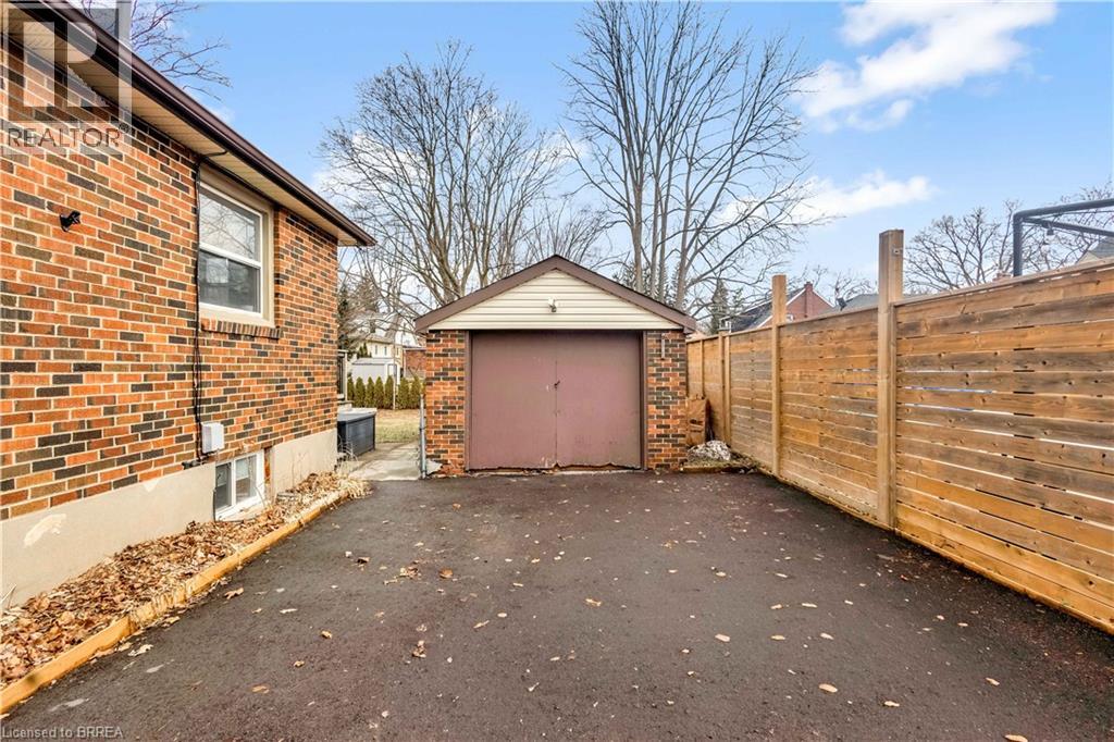 85 Burwell Street, Brantford, Ontario  N3T 4V1 - Photo 20 - 40808811