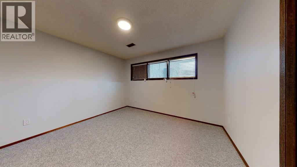 73 Laval Court W, Lethbridge, Alberta  T1K 4G2 - Photo 17 - A2293321