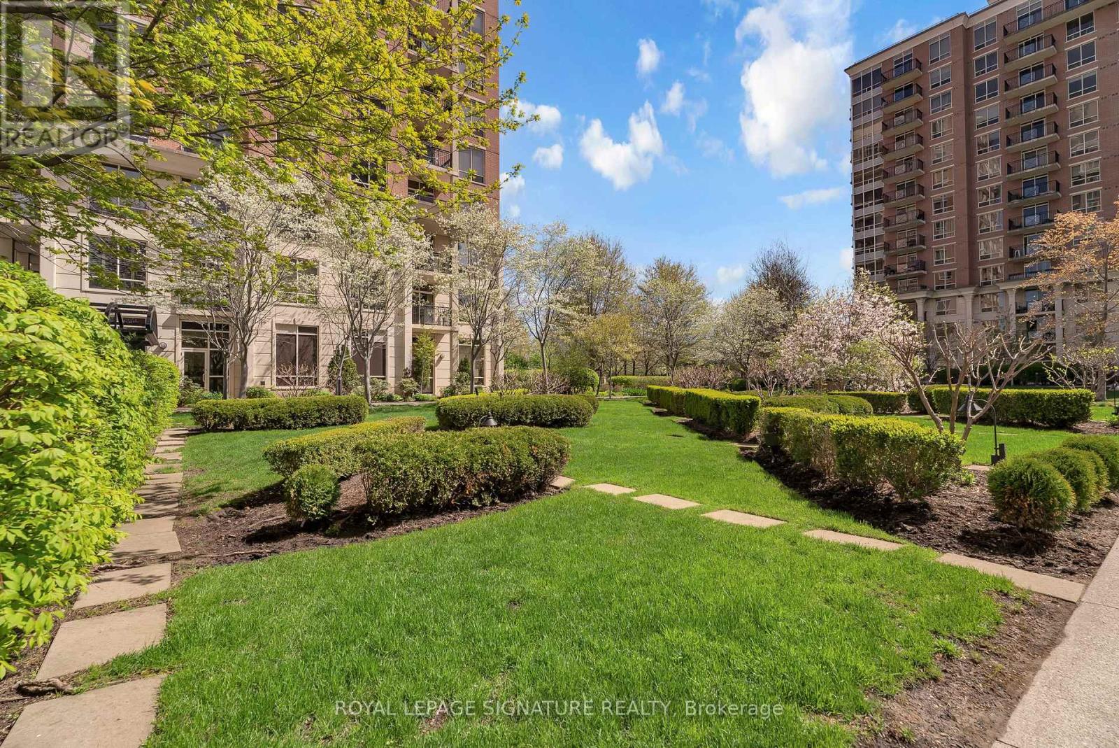 905 - 1101 Leslie Street, Toronto (Banbury-Don Mills), Ontario  M3C 4G3 - Photo 40 - C12890104