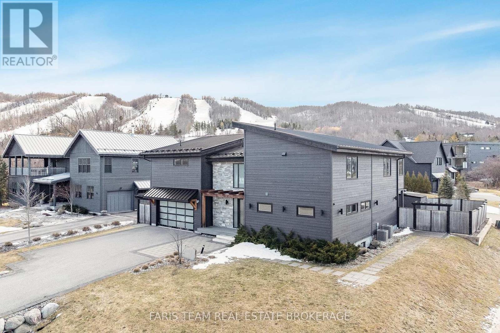 116 Arnot Crescent, Blue Mountains, Ontario  L9Y 0Z8 - Photo 3 - X12883430