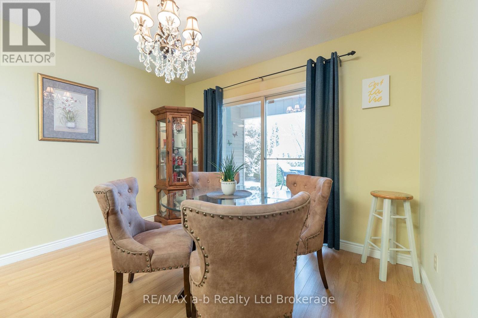 53 Hawkins Crescent, Tillsonburg, Ontario  N4G 5K6 - Photo 18 - X12692898